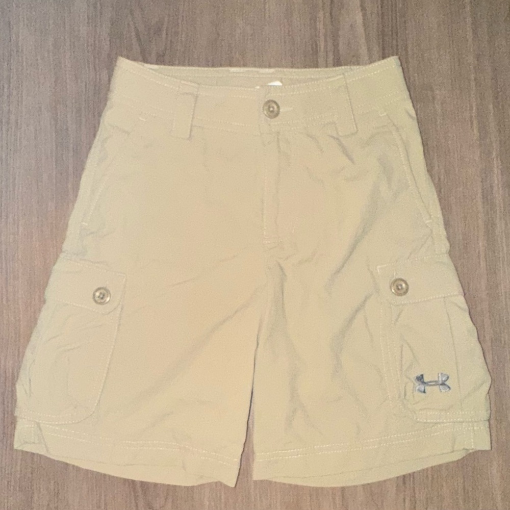 Under Armour Boys Beige Cargo Shorts